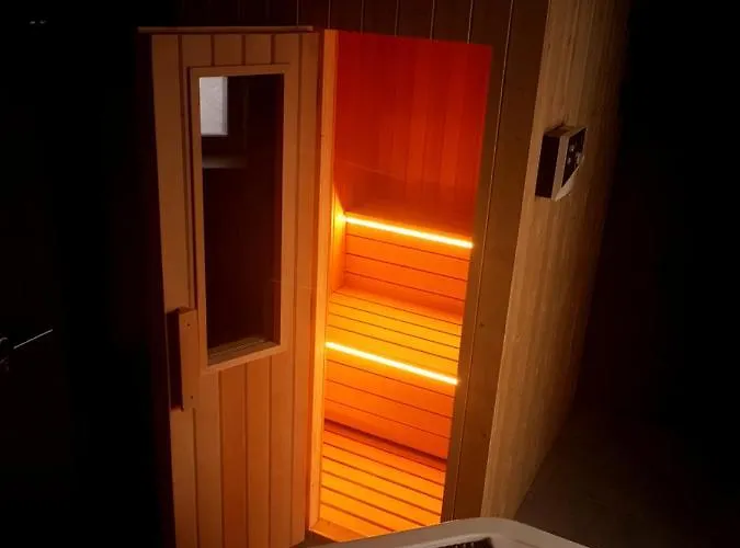 Wellness Harmonie Отель Тршебонь